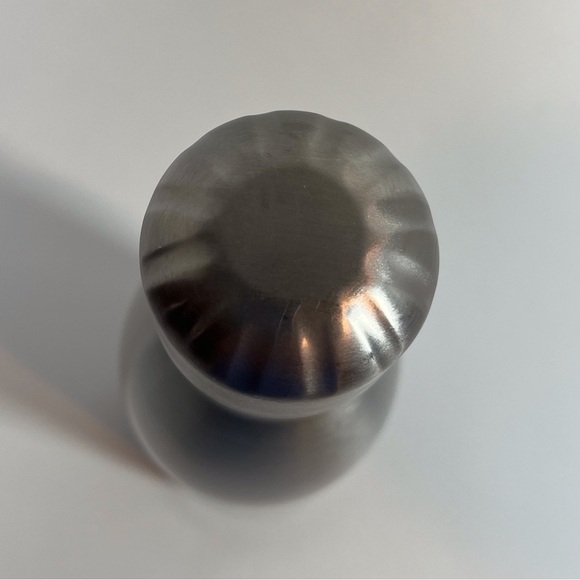 New With Tag S’well Original Insulated Stainless Steel Bottle - Picture 7 of 9